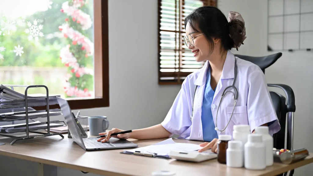 complete-guide-to-healthcare-subscription-plans-vs-traditional-insurance