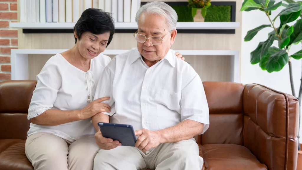 telehealth-for-seniors-malaysia-fev3r-features